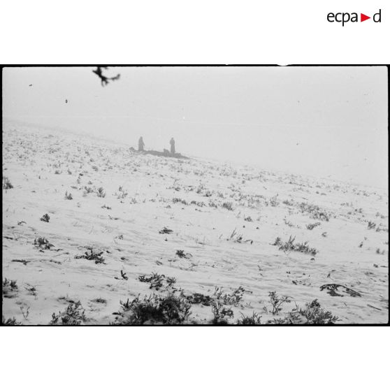 Des soldats du 1er RTM (Régiment de tirailleurs marocains) sur le front près de Ranspach (Haut-Rhin). [description provisoire]