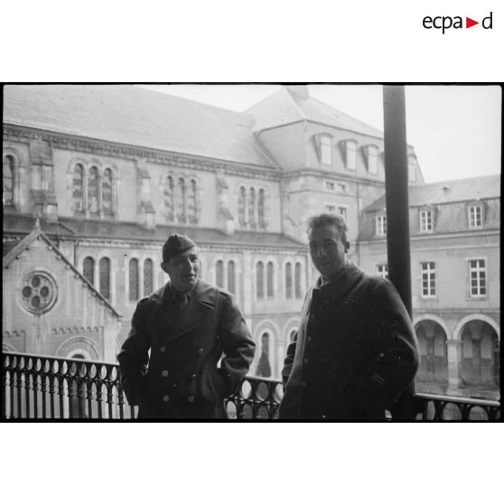 Bataille d'Alsace : Le 25e Bataillon médical à Mulhouse et dans ses environs. [description provisoire]