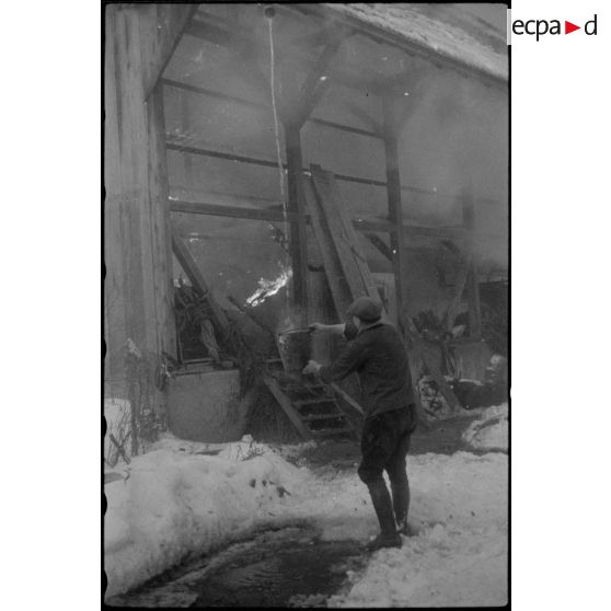 Incendie d'une ferme à Kertzfeld (Bas-Rhin). [description provisoire]