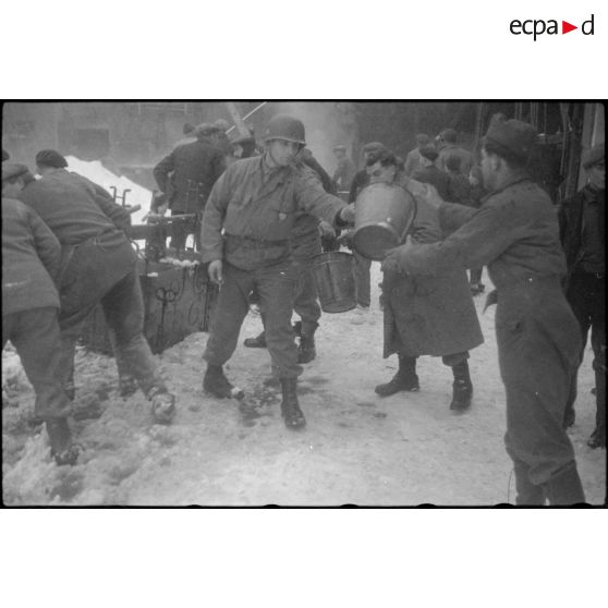 Incendie d'une ferme à Kertzfeld (Bas-Rhin). [description provisoire]