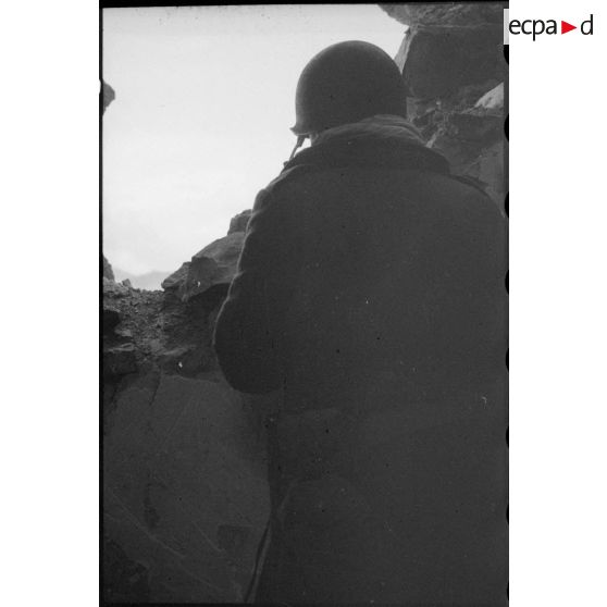 Bataille d'Alsace : La 4e DMM (Division marocaine de montagne) dans la région de Thann. [description provisoire]