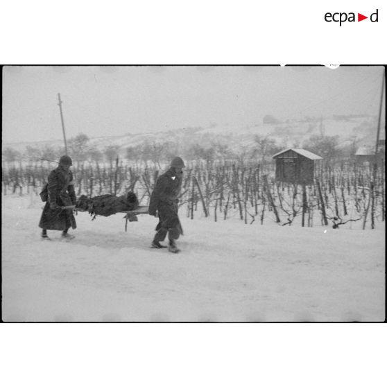 Bataille d'Alsace : La 4e DMM (Division marocaine de montagne) dans la région de Thann. [description provisoire]