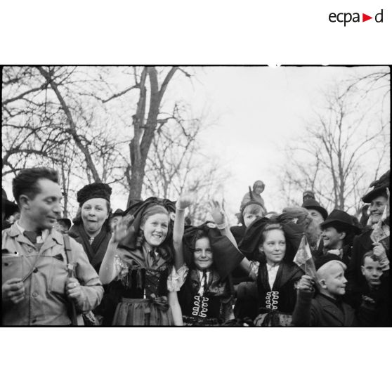 Bataille d'Alsace : La libération de Colmar. (2/13) [description provisoire]