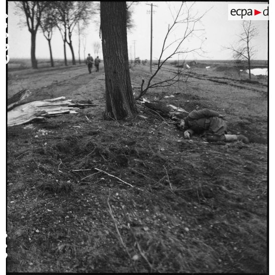 Cadavres de soldats allemands. [description provisoire]