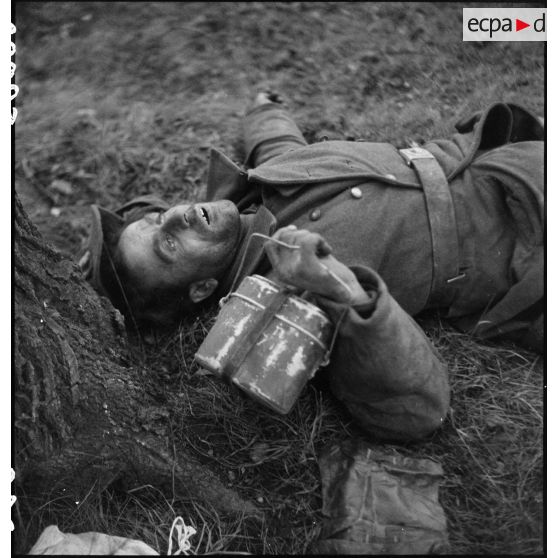 Cadavres de soldats allemands. [description provisoire]