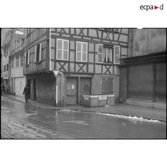 Bataille d'Alsace : Cérémonie célébrant la libération de Colmar. (7/13) [description provisoire]