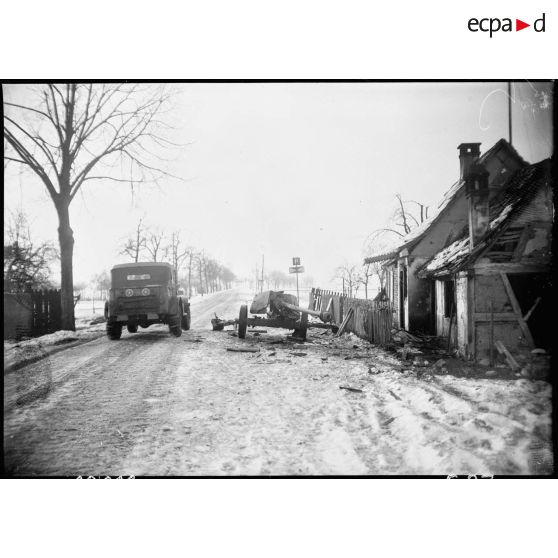 Offensive du CC 6 de la 5e DB dans le secteur de Jebsheim. [description provisoire]