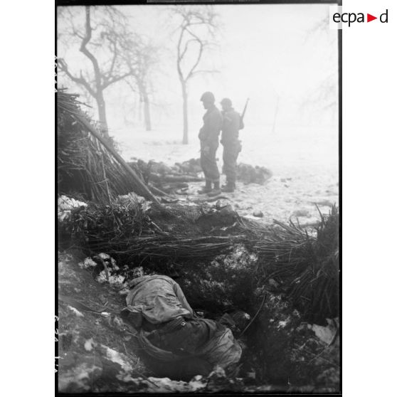 Offensive du CC 6 de la 5e DB dans le secteur de Jebsheim. [description provisoire]