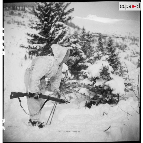 Avec la Division alpine. [description provisoire]