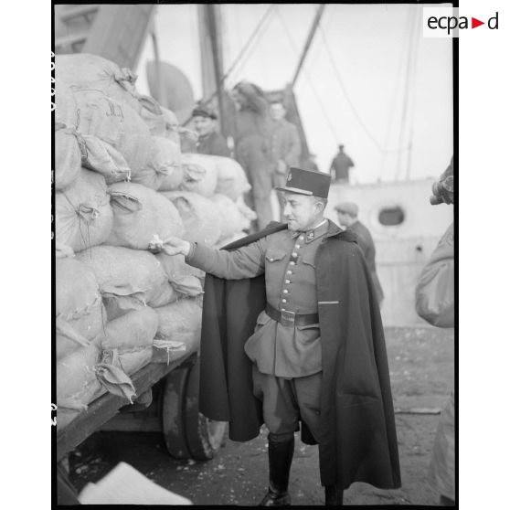 Liberty Ship arrivant au Havre. [description provisoire]