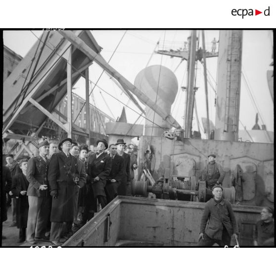 Liberty Ship arrivant au Havre. [description provisoire]