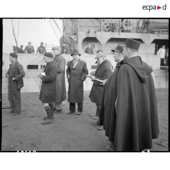 Liberty Ship arrivant au Havre. [description provisoire]