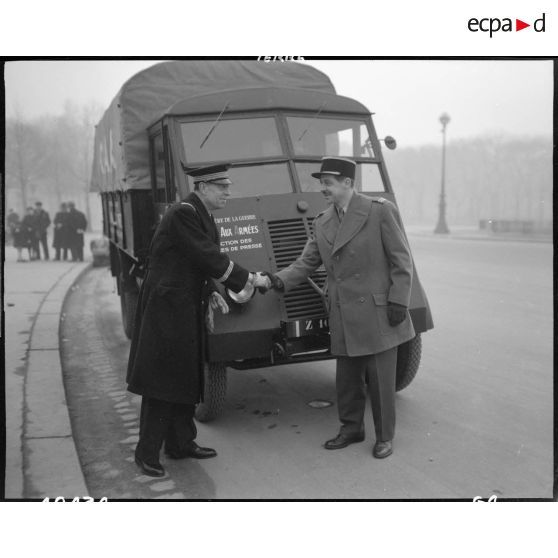 Le Cinéma aux armées. [description provisoire]