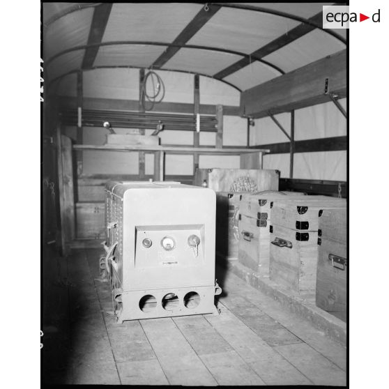 Le Cinéma aux armées. [description provisoire]