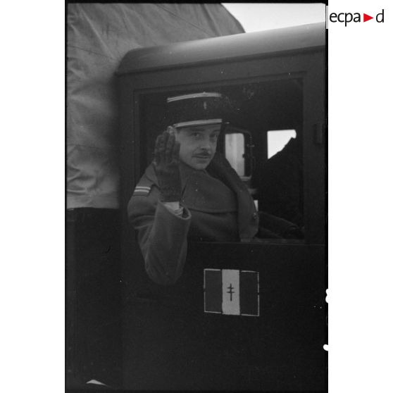 Le Cinéma aux armées. [description provisoire]