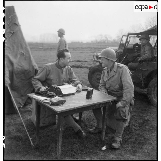 Poste sanitaire du 13e bataillon médical (BM 13) de la 2e division blindée (2e DB). [description provisoire]