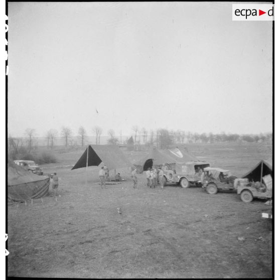 Bataille d'Alsace : Un poste sanitaire de la 2e DB en Alsace. [description provisoire]