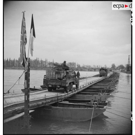 Franchissement du Rhin à Spire. [description provisoire]