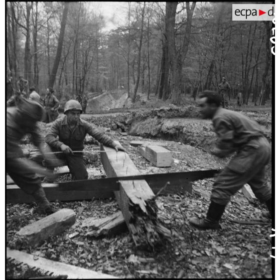 Troupes françaises aux environs de Baden-Baden. [description provisoire]