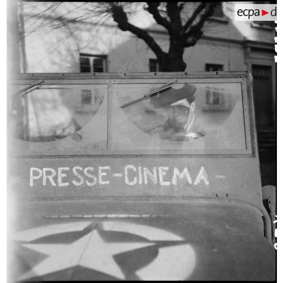 Le photographe Claude Fromenti ? [description provisoire]