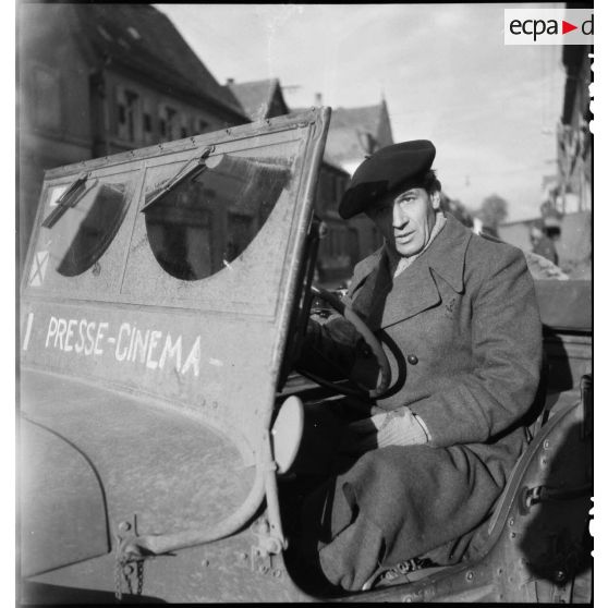 Le photographe Claude Fromenti ? [description provisoire]