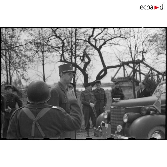 Le général de Gaulle à Spire. [description provisoire]