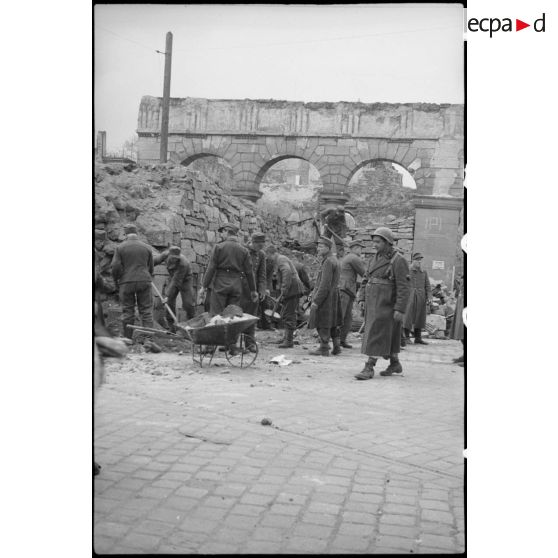 Barricades dans Karlsruhe. [description provisoire]