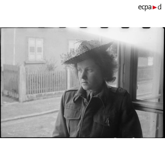 Photographe du SCA. [description provisoire]