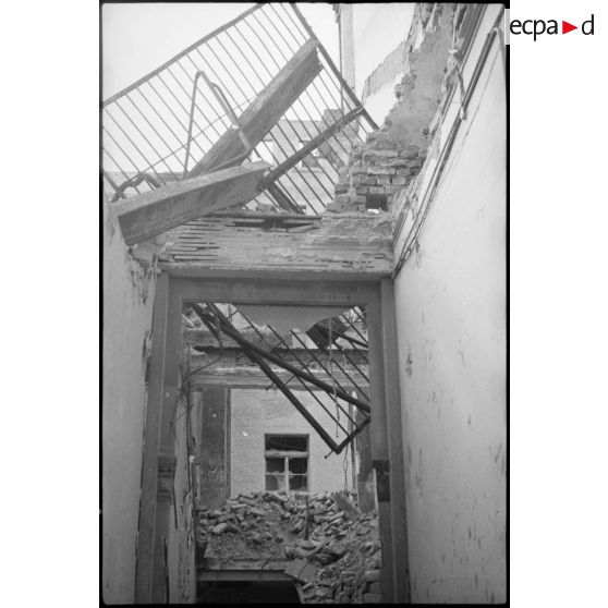 Bâtiment en ruine dans Karlsruhe. [description provisoire]