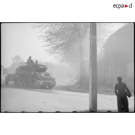 obusier M8 du 12e RCA [description provisoire]