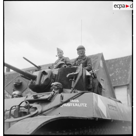 Le général Schlesser entre dans Karlsruhe. [description provisoire]