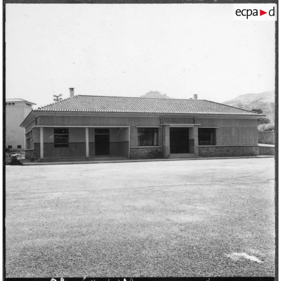 Réalisation du Génie militaire à l'école militaire d'Infanterie de Cherchell. Poste de police.