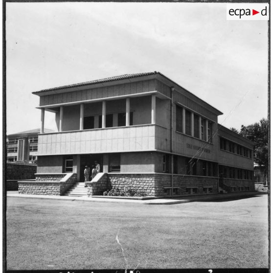 Réalisation du Génie militaire à l'école militaire d'Infanterie de Cherchell. Bâtiments de commandement.