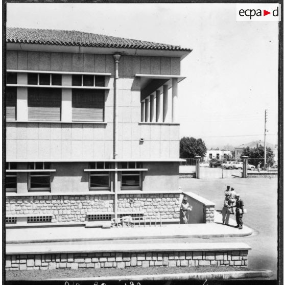 Réalisation du Génie militaire à l'école militaire d'Infanterie de Cherchell. Bâtiments de commandement.