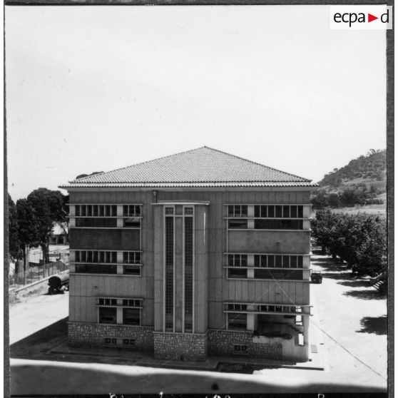 Réalisation du Génie militaire à l'école militaire d'Infanterie de Cherchell. Bâtiment  logement des élèves.