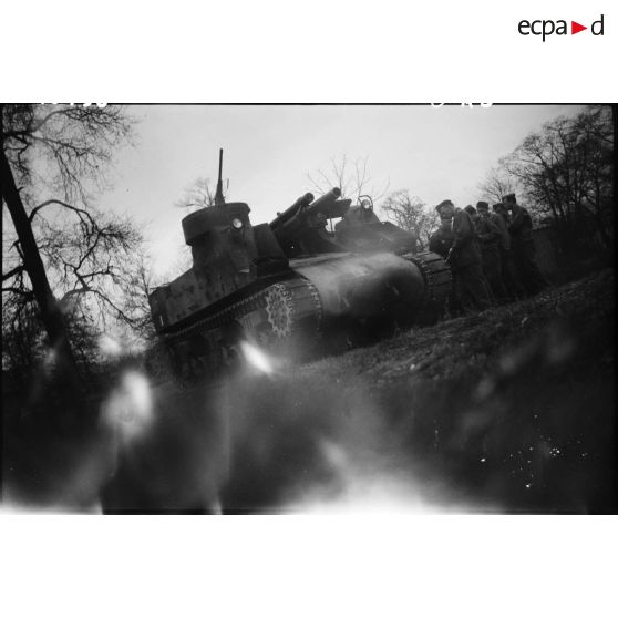 Instruction sur obuser M7. [description provisoire]