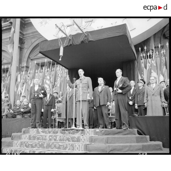 Discours du général de Gaulle à l'Hôtel de ville. [description provisoire]