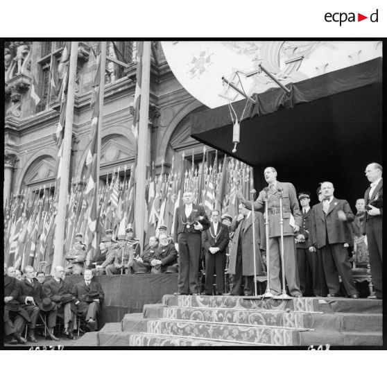 Discours du général de Gaulle à l'Hôtel de ville. [description provisoire]