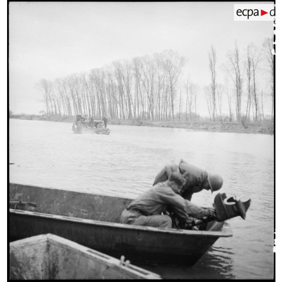 Traversée du Rhin. [description provisoire]