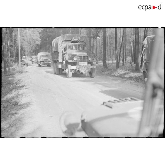 Progression des troupes françaises en Forêt-Noire. [description provisoire]