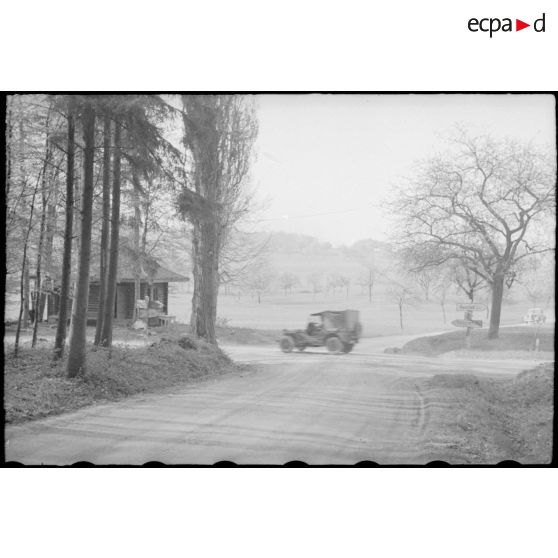 Progression en Forêt Noire. [description provisoire]