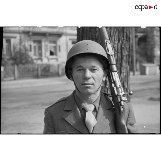 Portrait d'un soldat de la 3e DIA. [description provisoire]