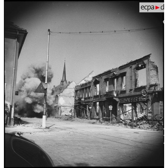 La ville de Kehl en ruine. [description provisoire]