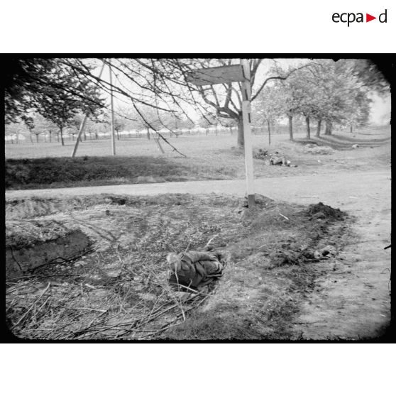 Soldats allemands dans les environs de Stuttgart. [description provisoire]