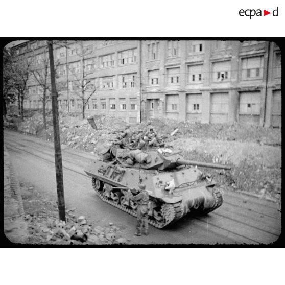 Un TD M10 américain dans la région de Stuttgart. [description provisoire]