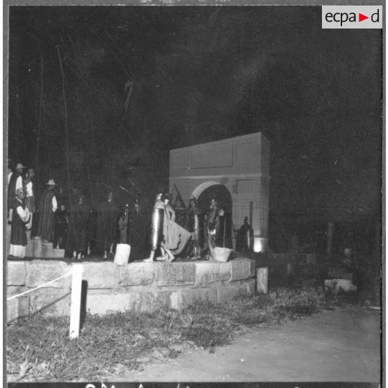 Base maréchal de Lattre d'Aïn Arnat. Cérémonie commémorative de la mort du lieutenant Bernard de Lattre de Tassigny.