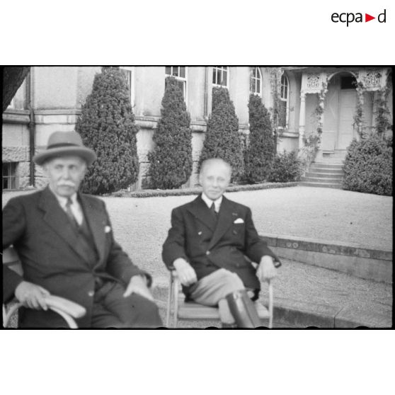 Portraits de Michel Clemenceau et du général d'armée Maurice Gamelin.