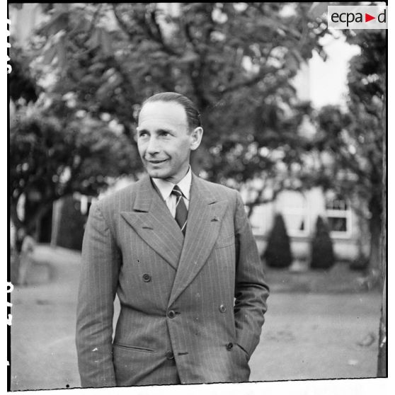 Portrait de Jean Borotra, ancien commissaire général à l'éducation physique et aux sports du gouvernement de Vichy.