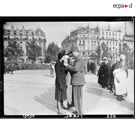 Défilé du 14 juillet 1945  à Paris.