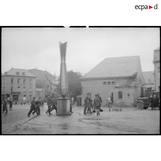 Passage de prisonniers allemands dans la ville de Trèves.